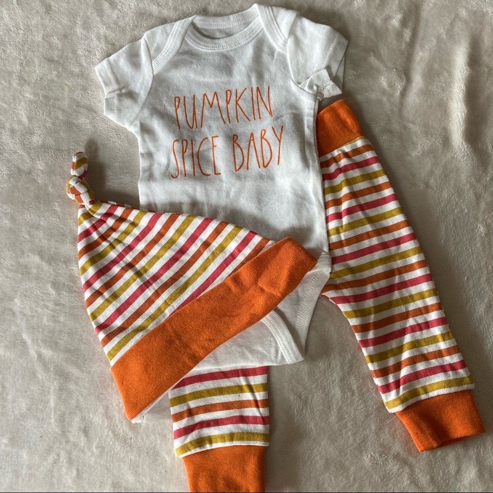NWOT Rae Dunn Pumpkin Spice Baby set